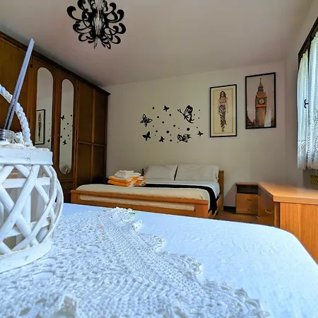 Casa Singola Con Spazio Auto E Giardino Apartamento