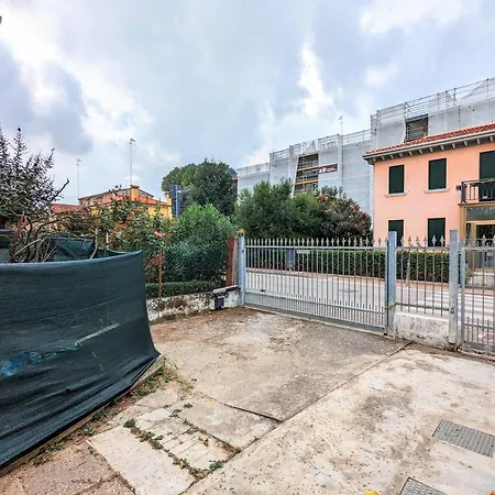 Casa Singola Con Spazio Auto E Giardino Apartamento Mestre