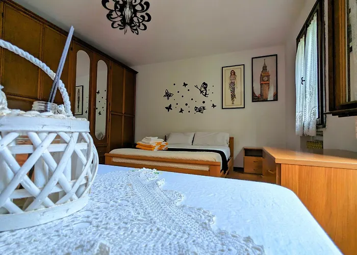 Casa Singola Con Spazio Auto E Giardino Appartement