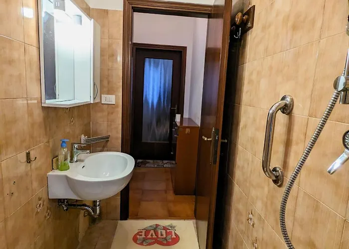 Casa Singola Con Spazio Auto E Giardino Appartement